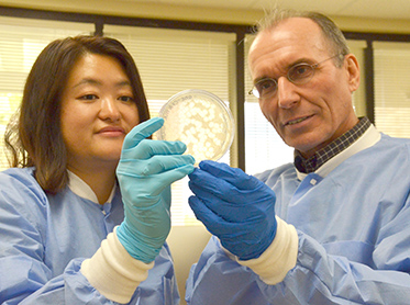 Biotechnology student Daiyuan Zhang and DMC faculty member Rob Hatherill